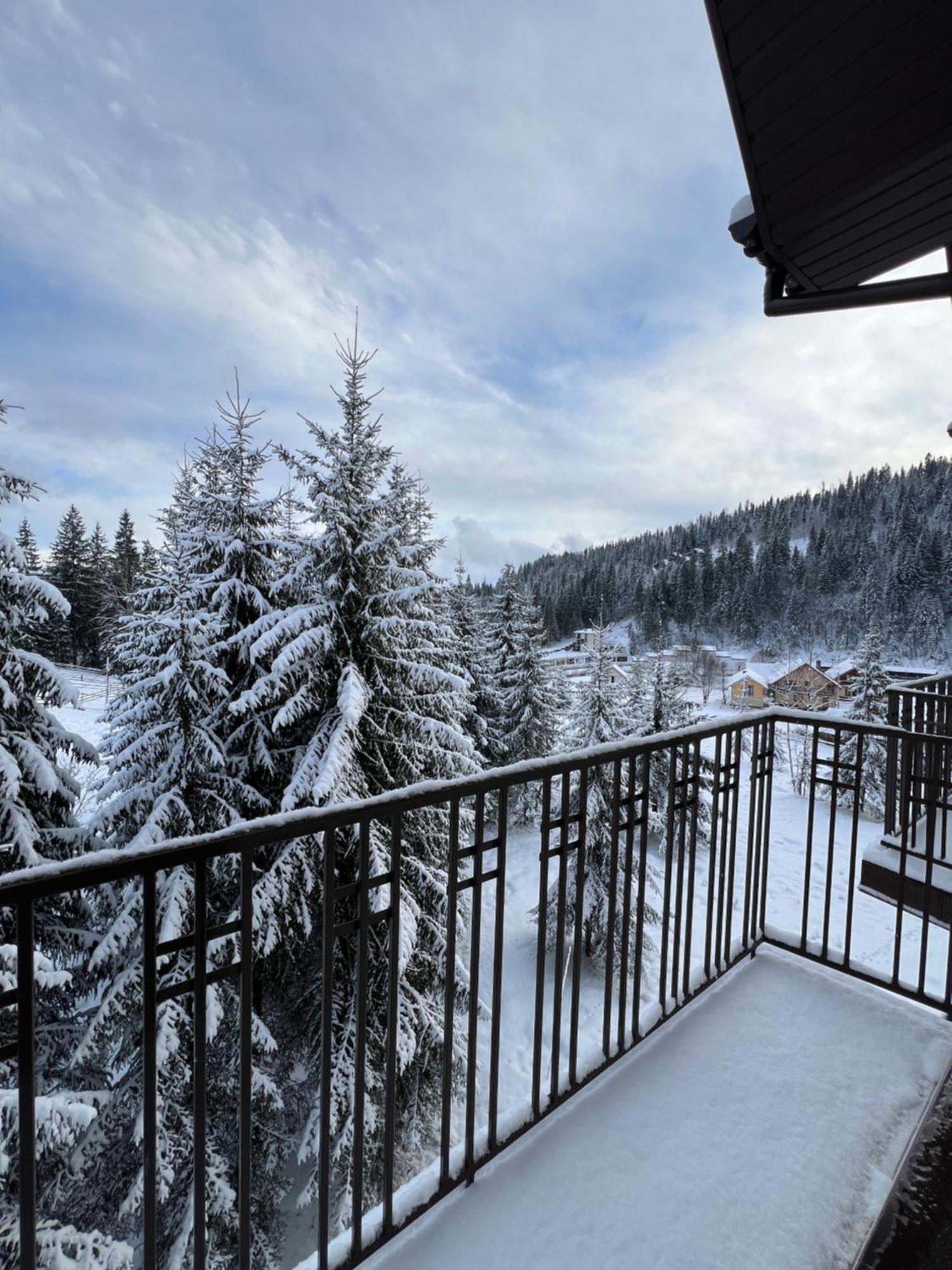 Imperial Hotel Bukovel Exterior photo